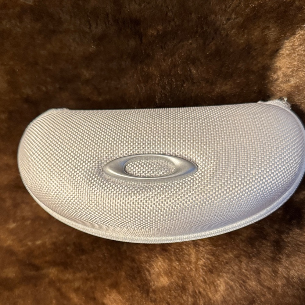 Oakley Textured White Glasses Case